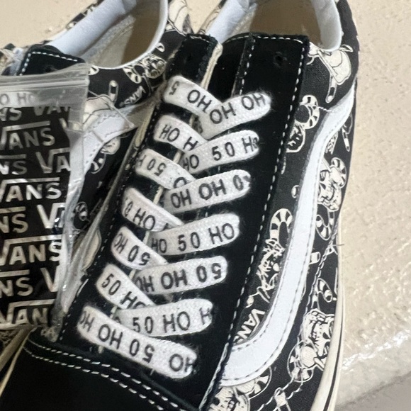 NWNT RARE Vans Men 50Th Limited Old Skool Pirates Pirate Santa, 36 REISSUE Men 9 - Picture 6 of 11